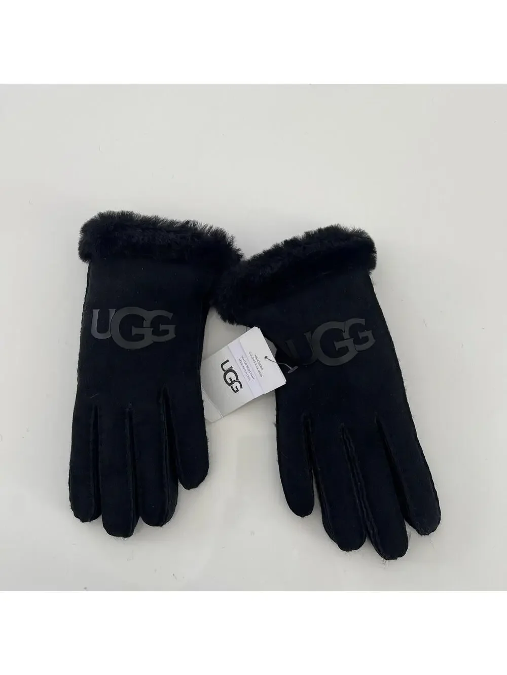 UGG  Womens Black Water Resistant Sheepskin Logo Gloves Size M